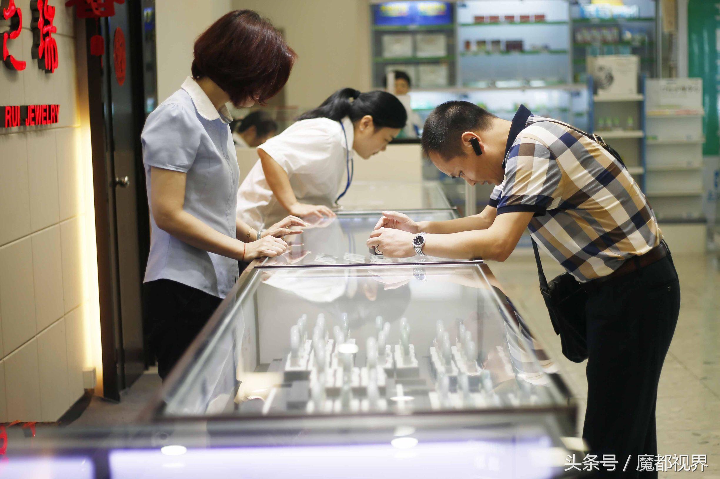 今日上海黄金回收价格查询，市场动态与影响因素解析