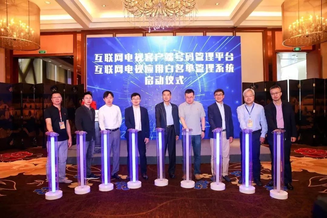 探索全讯网论坛，互联网交流的璀璨明珠全讯官网