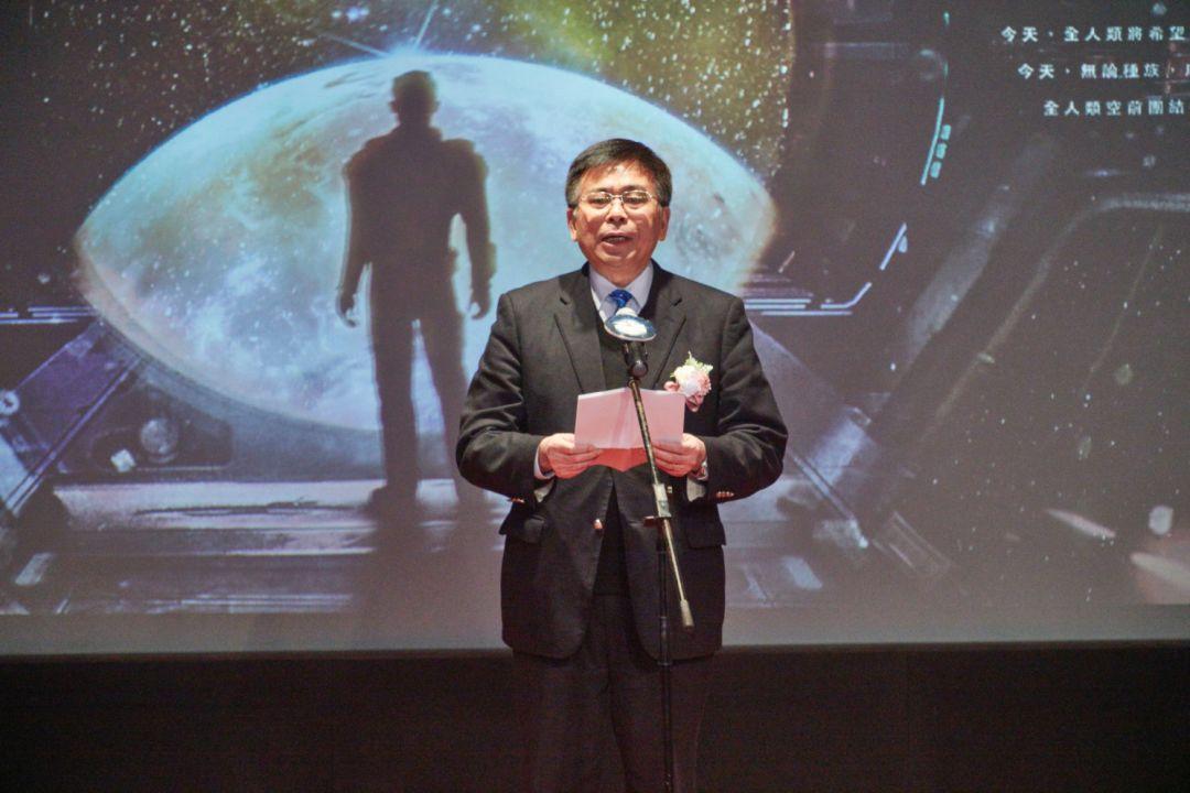 2049，新澳门精准资料预测的理性探索与科学分析澳门2o20年另版资料